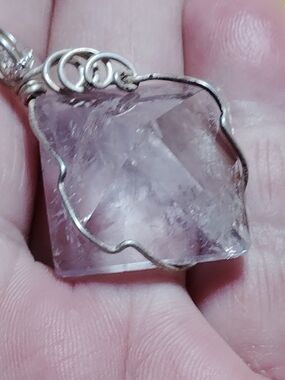 PURPLE💥AMETHYST SILVER WIRED, ON AN GORGEOUS 18"-STERLING NECKLACE.